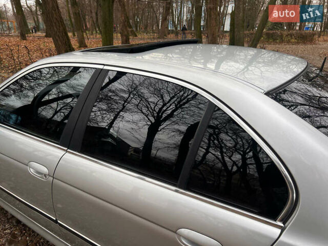 Серый БМВ 5 Серия, объемом двигателя 2.5 л и пробегом 300 тыс. км за 4300 $, фото 8 на Automoto.ua