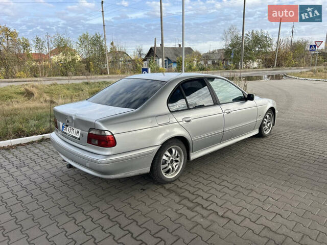 Серый БМВ 5 Серия, объемом двигателя 2.99 л и пробегом 405 тыс. км за 4150 $, фото 2 на Automoto.ua