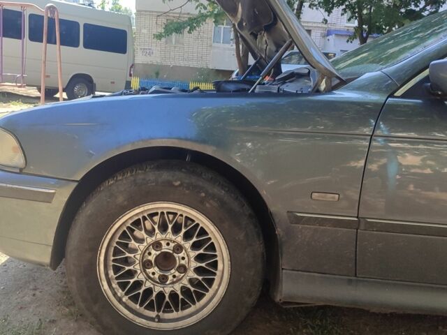 Сірий БМВ 5 Серія, об'ємом двигуна 2.9 л та пробігом 550 тис. км за 5300 $, фото 7 на Automoto.ua