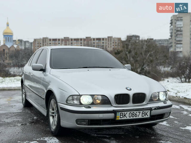 Серый БМВ 5 Серия, объемом двигателя 2 л и пробегом 310 тыс. км за 3999 $, фото 1 на Automoto.ua