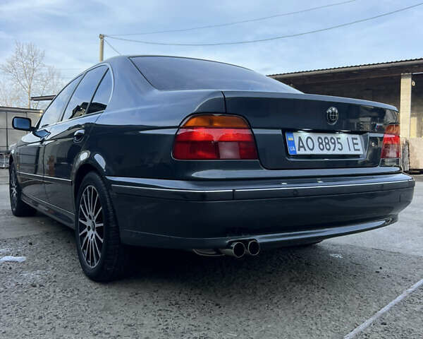 Серый БМВ 5 Серия, объемом двигателя 2 л и пробегом 300 тыс. км за 5200 $, фото 13 на Automoto.ua