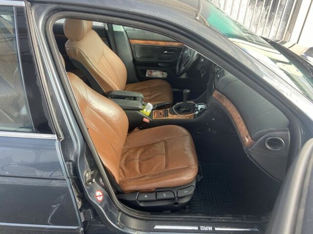 Серый БМВ 5 Серия, объемом двигателя 2.5 л и пробегом 300 тыс. км за 6200 $, фото 4 на Automoto.ua