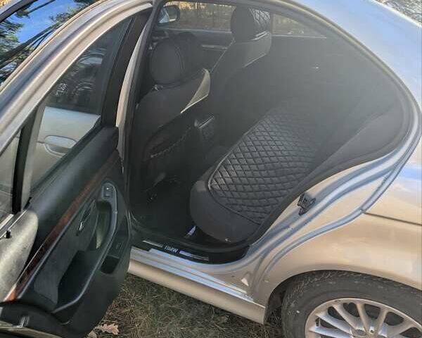 Серый БМВ 5 Серия, объемом двигателя 2.5 л и пробегом 400 тыс. км за 2000 $, фото 2 на Automoto.ua