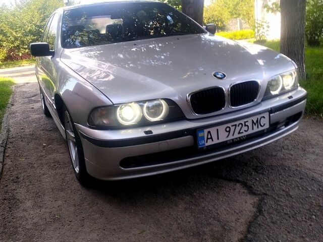 Серый БМВ 5 Серия, объемом двигателя 2 л и пробегом 324 тыс. км за 5500 $, фото 9 на Automoto.ua