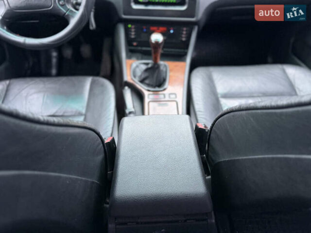 Серый БМВ 5 Серия, объемом двигателя 2 л и пробегом 310 тыс. км за 3999 $, фото 28 на Automoto.ua