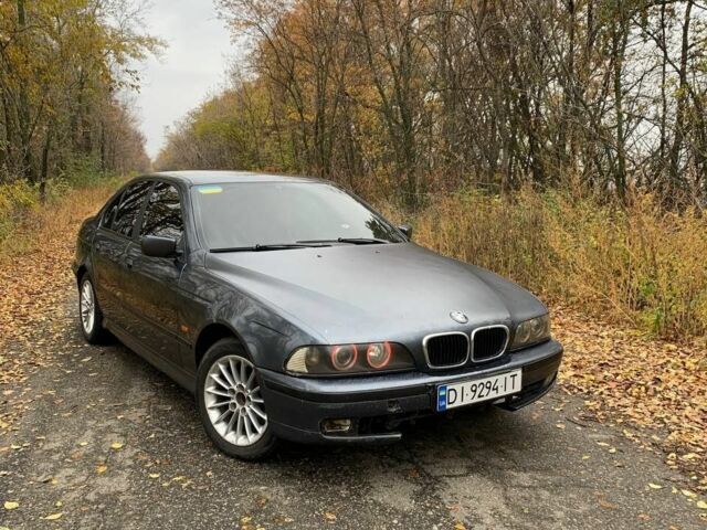 Сірий БМВ 5 Серія, об'ємом двигуна 2.5 л та пробігом 316 тис. км за 3200 $, фото 1 на Automoto.ua