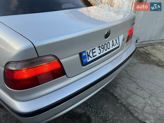 Сірий БМВ 5 Серія, об'ємом двигуна 2.99 л та пробігом 310 тис. км за 7500 $, фото 2 на Automoto.ua