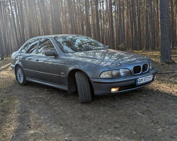 Сірий БМВ 5 Серія, об'ємом двигуна 1.95 л та пробігом 350 тис. км за 4500 $, фото 1 на Automoto.ua