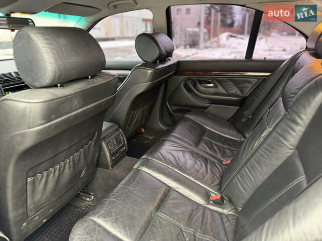 Серый БМВ 5 Серия, объемом двигателя 2 л и пробегом 310 тыс. км за 3999 $, фото 58 на Automoto.ua