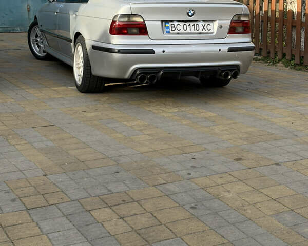 Серый БМВ 5 Серия, объемом двигателя 3 л и пробегом 523 тыс. км за 9500 $, фото 6 на Automoto.ua