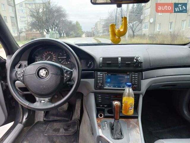 Серый БМВ 5 Серия, объемом двигателя 3 л и пробегом 171 тыс. км за 4999 $, фото 12 на Automoto.ua