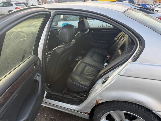 Серый БМВ 5 Серия, объемом двигателя 2 л и пробегом 990 тыс. км за 3400 $, фото 6 на Automoto.ua