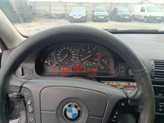 Серый БМВ 5 Серия, объемом двигателя 0 л и пробегом 438 тыс. км за 2700 $, фото 6 на Automoto.ua