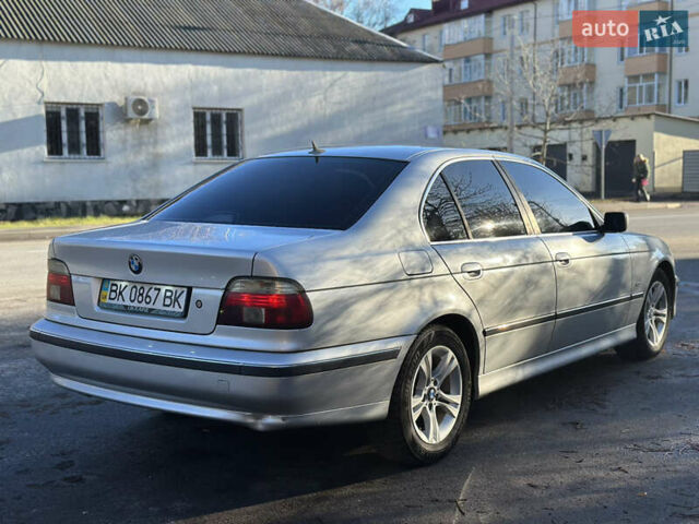 Сірий БМВ 5 Серія, об'ємом двигуна 2 л та пробігом 325 тис. км за 4550 $, фото 2 на Automoto.ua