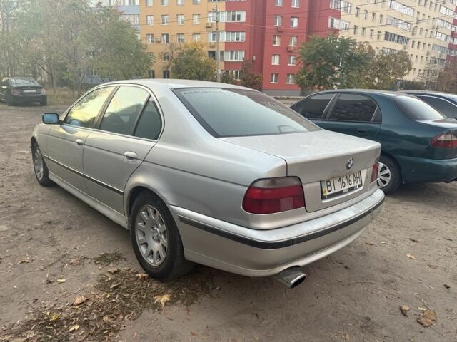 БМВ 5 Серия 2000 в Днепре (Днепропетровске) на Automoto.ua Серый БМВ 5 Серия, объемом двигателя 3 л и пробегом 325 тыс. км за 3300 $, фото 3 на Automoto.ua