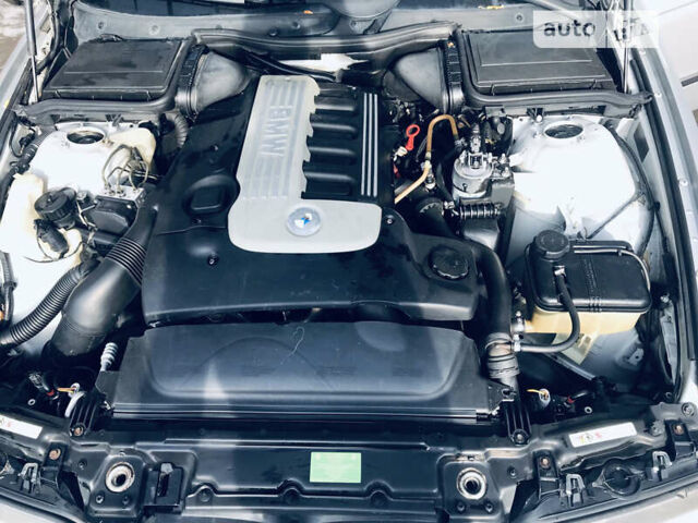 Серый БМВ 5 Серия, объемом двигателя 0 л и пробегом 455 тыс. км за 6000 $, фото 19 на Automoto.ua