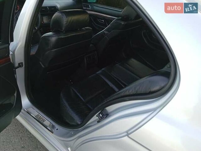 Серый БМВ 5 Серия, объемом двигателя 2.9 л и пробегом 485 тыс. км за 6886 $, фото 10 на Automoto.ua