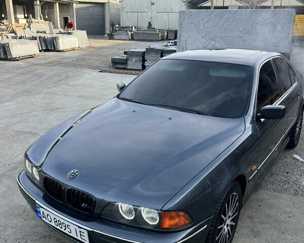 Серый БМВ 5 Серия, объемом двигателя 2 л и пробегом 300 тыс. км за 5200 $, фото 5 на Automoto.ua