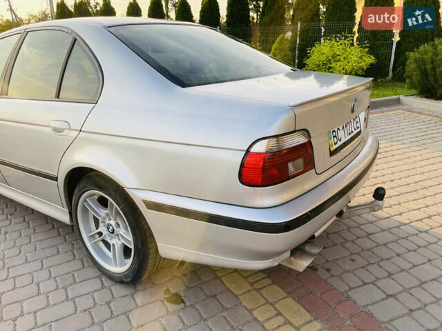 Серый БМВ 5 Серия, объемом двигателя 2.8 л и пробегом 400 тыс. км за 6300 $, фото 3 на Automoto.ua