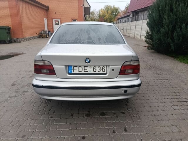 Сірий БМВ 5 Серія, об'ємом двигуна 0 л та пробігом 320 тис. км за 2450 $, фото 3 на Automoto.ua