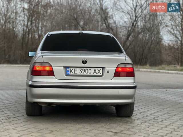 Сірий БМВ 5 Серія, об'ємом двигуна 2.99 л та пробігом 310 тис. км за 7500 $, фото 1 на Automoto.ua
