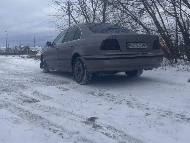 Серый БМВ 5 Серия, объемом двигателя 2 л и пробегом 465 тыс. км за 3300 $, фото 1 на Automoto.ua