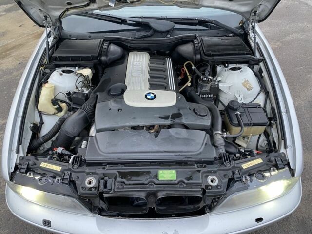 БМВ 5 Серія 2000 у Рокитне на Automoto.ua Сірий БМВ 5 Серія, об'ємом двигуна 3 л та пробігом 300 тис. км за 3850 $, фото 22 на Automoto.ua