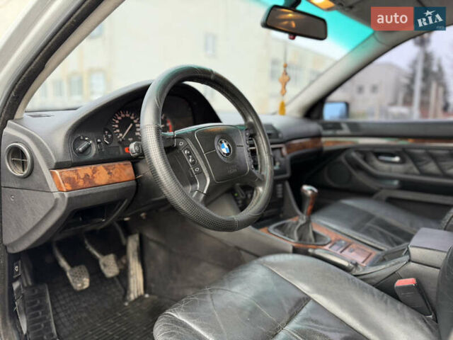 Серый БМВ 5 Серия, объемом двигателя 2 л и пробегом 310 тыс. км за 3999 $, фото 45 на Automoto.ua