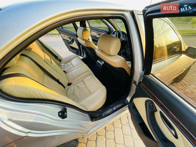 Серый БМВ 5 Серия, объемом двигателя 2.8 л и пробегом 400 тыс. км за 6300 $, фото 12 на Automoto.ua