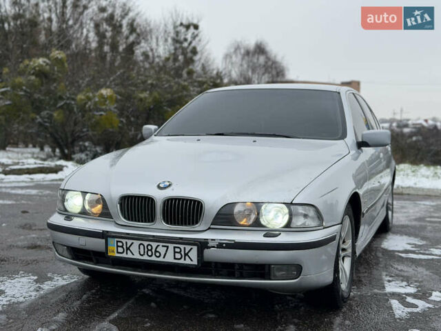 Серый БМВ 5 Серия, объемом двигателя 2 л и пробегом 310 тыс. км за 3999 $, фото 9 на Automoto.ua