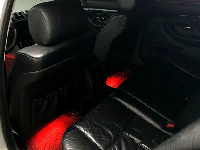 Серый БМВ 5 Серия, объемом двигателя 2.5 л и пробегом 0 тыс. км за 5000 $, фото 2 на Automoto.ua