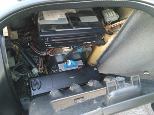 Серый БМВ 5 Серия, объемом двигателя 2.9 л и пробегом 485 тыс. км за 6886 $, фото 10 на Automoto.ua