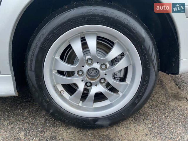 Серый БМВ 5 Серия, объемом двигателя 2.99 л и пробегом 405 тыс. км за 4150 $, фото 15 на Automoto.ua