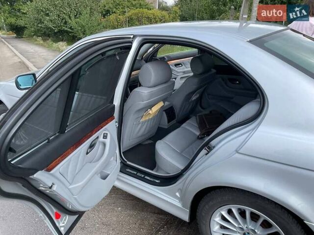 Серый БМВ 5 Серия, объемом двигателя 3 л и пробегом 318 тыс. км за 7500 $, фото 15 на Automoto.ua