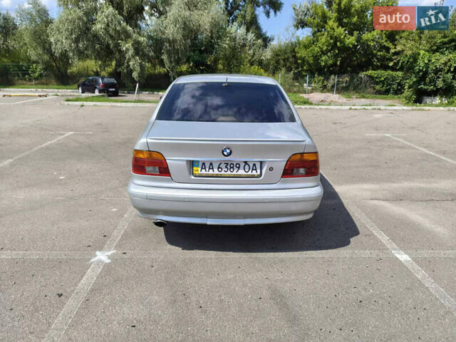 Серый БМВ 5 Серия, объемом двигателя 2.2 л и пробегом 301 тыс. км за 6000 $, фото 2 на Automoto.ua