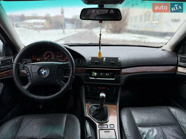 Серый БМВ 5 Серия, объемом двигателя 2 л и пробегом 310 тыс. км за 3999 $, фото 27 на Automoto.ua