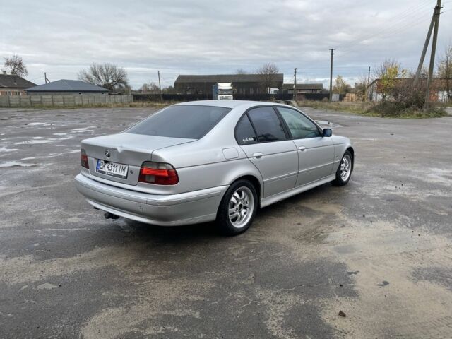 БМВ 5 Серія 2000 у Рокитне на Automoto.ua Сірий БМВ 5 Серія, об'ємом двигуна 3 л та пробігом 300 тис. км за 3850 $, фото 1 на Automoto.ua