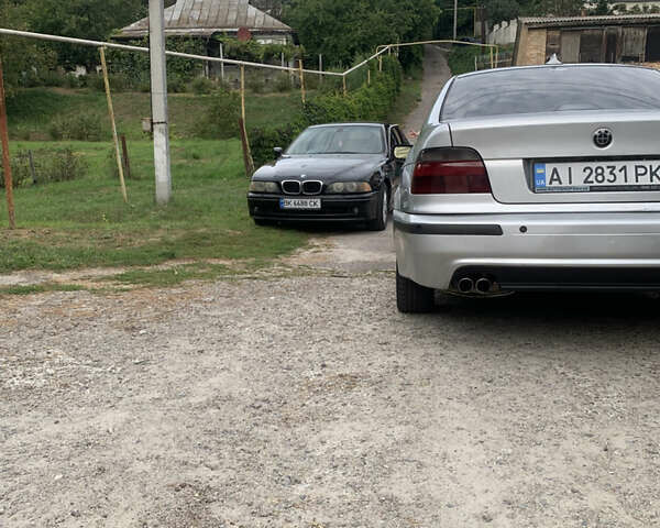 Сірий БМВ 5 Серія, об'ємом двигуна 3 л та пробігом 386 тис. км за 6500 $, фото 1 на Automoto.ua