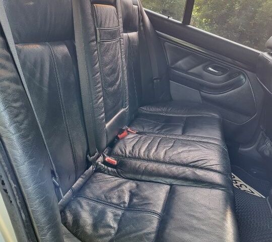 Серый БМВ 5 Серия, объемом двигателя 2.5 л и пробегом 390 тыс. км за 3700 $, фото 6 на Automoto.ua