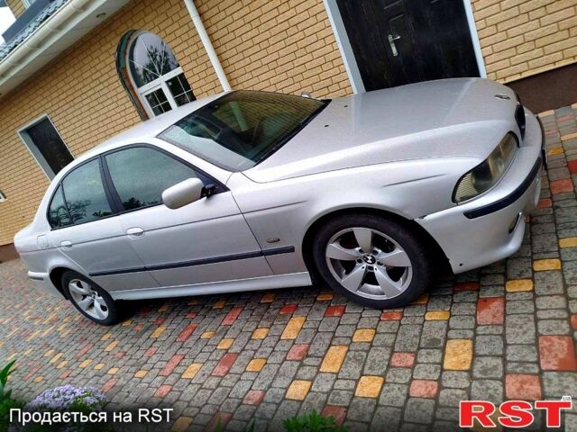 Серый БМВ 5 Серия, объемом двигателя 2 л и пробегом 250 тыс. км за 3800 $, фото 3 на Automoto.ua