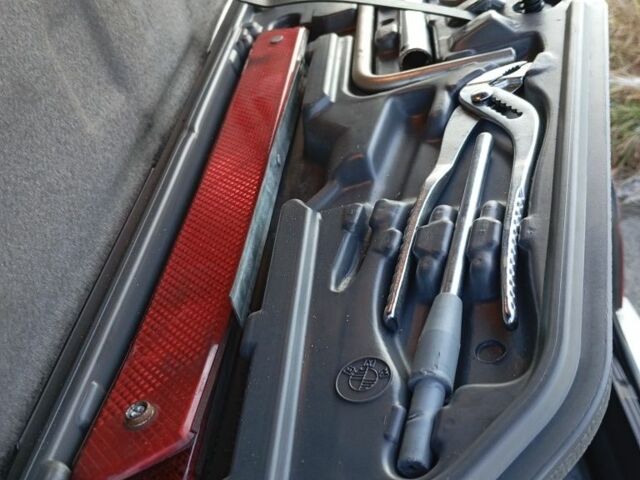 Серый БМВ 5 Серия, объемом двигателя 2.9 л и пробегом 485 тыс. км за 6886 $, фото 9 на Automoto.ua