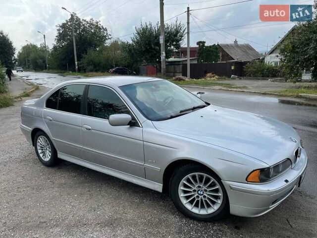 Серый БМВ 5 Серия, объемом двигателя 3 л и пробегом 318 тыс. км за 7500 $, фото 9 на Automoto.ua