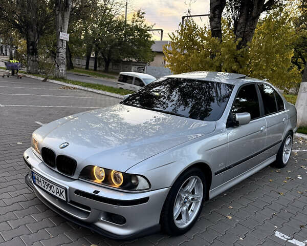 Серый БМВ 5 Серия, объемом двигателя 3.43 л и пробегом 271 тыс. км за 7300 $, фото 2 на Automoto.ua