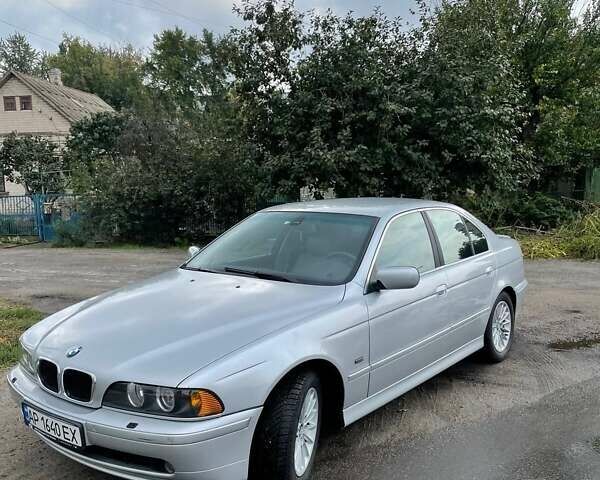 Серый БМВ 5 Серия, объемом двигателя 3 л и пробегом 318 тыс. км за 7500 $, фото 2 на Automoto.ua