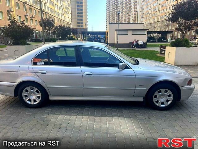 Серый БМВ 5 Серия, объемом двигателя 2.2 л и пробегом 294 тыс. км за 4500 $, фото 7 на Automoto.ua