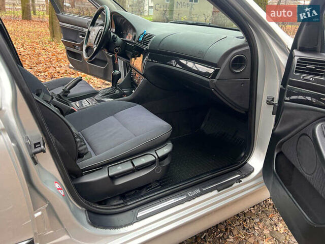 Серый БМВ 5 Серия, объемом двигателя 2.5 л и пробегом 300 тыс. км за 4300 $, фото 21 на Automoto.ua