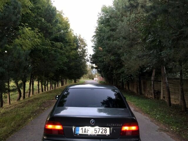 Серый БМВ 5 Серия, объемом двигателя 3 л и пробегом 3 тыс. км за 2900 $, фото 1 на Automoto.ua