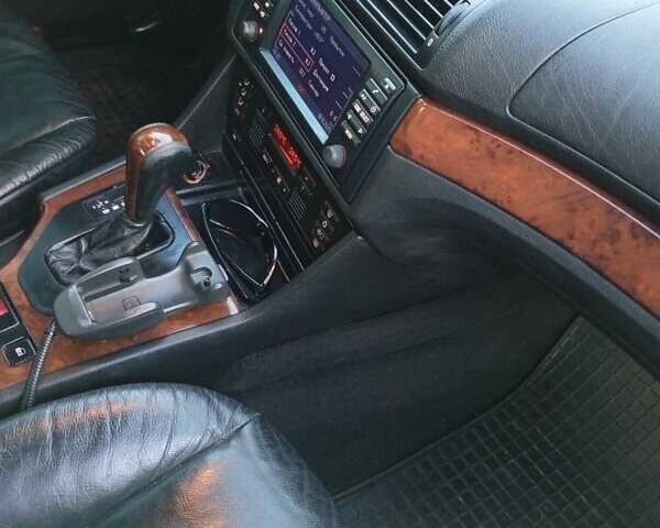 Серый БМВ 5 Серия, объемом двигателя 2.9 л и пробегом 485 тыс. км за 6886 $, фото 1 на Automoto.ua