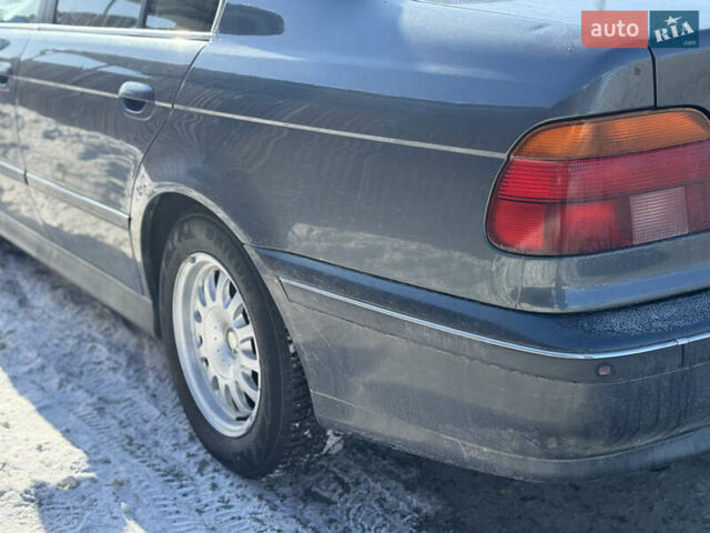 Сірий БМВ 5 Серія, об'ємом двигуна 2.5 л та пробігом 300 тис. км за 3000 $, фото 4 на Automoto.ua