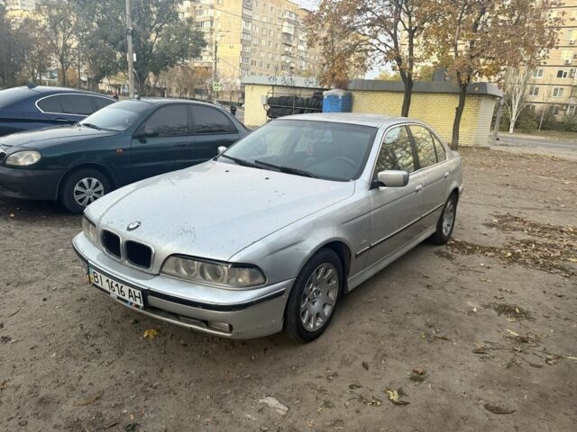 БМВ 5 Серия 2000 в Днепре (Днепропетровске) на Automoto.ua Серый БМВ 5 Серия, объемом двигателя 3 л и пробегом 325 тыс. км за 3300 $, фото 2 на Automoto.ua